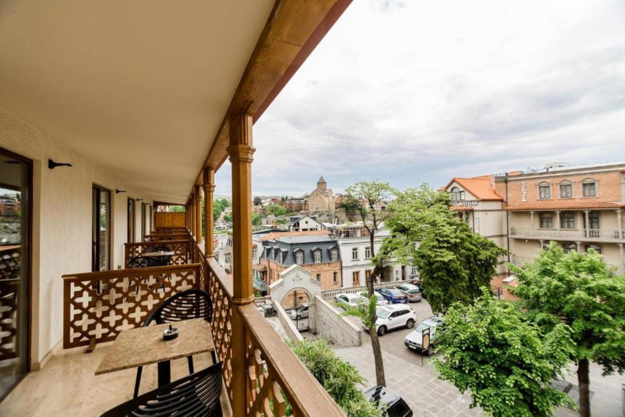 Rasta Maidan Hotel Tbilisi Exterior photo